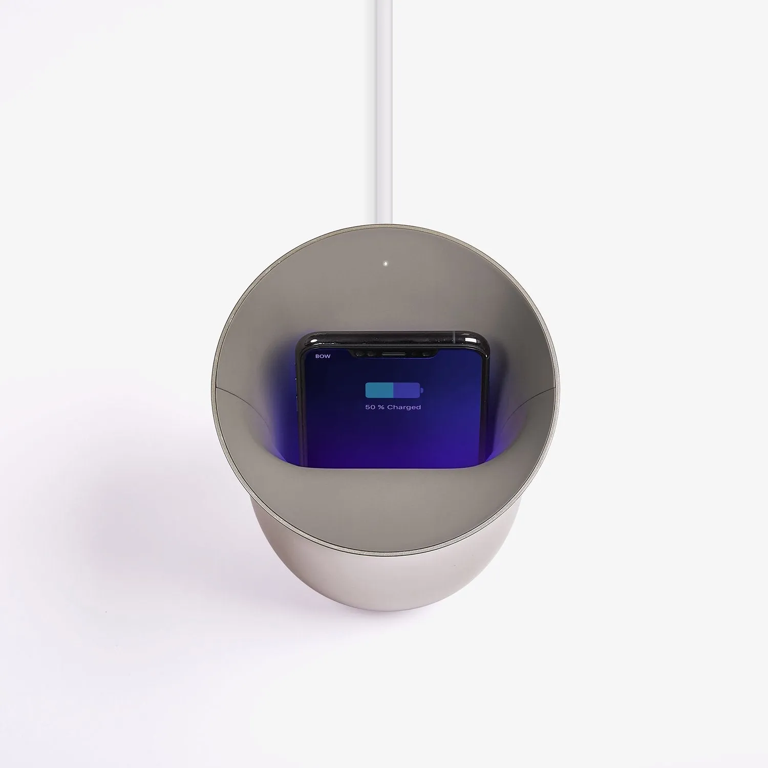 OBLIO - Wireless charging station with built-in UV sanitizer